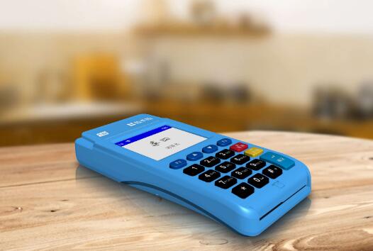 个人商户如何选对 POS 机？从功能到费率的实用指南
